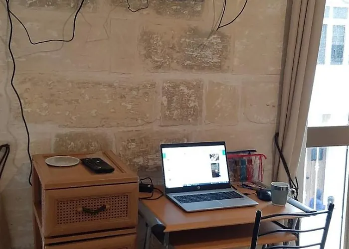 Full 2-storey House While On *