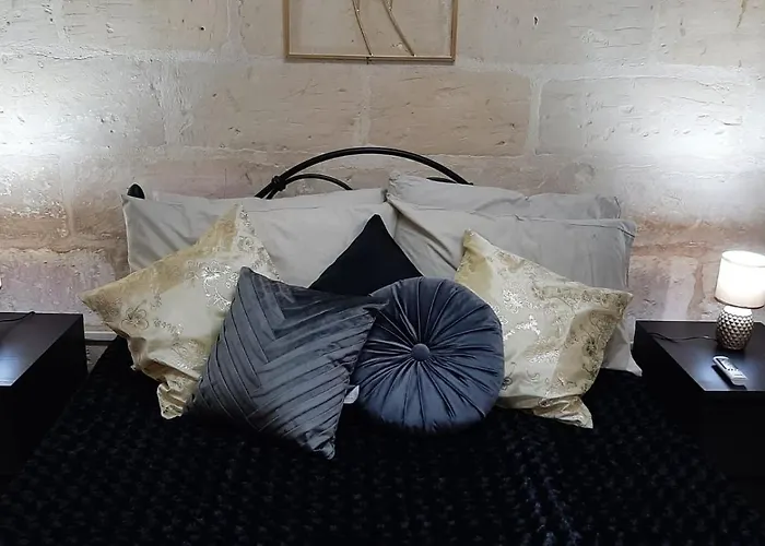 Full 2-storey House While On 펜션